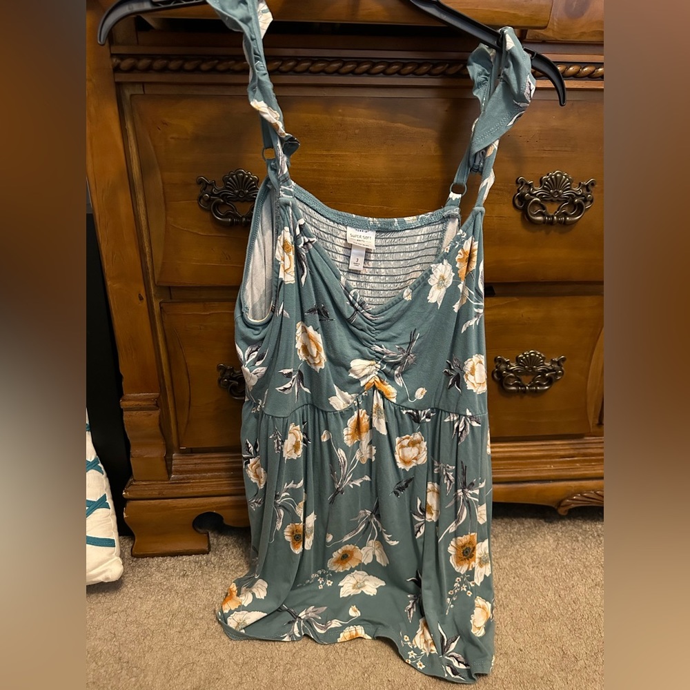 Torrid 3 tank top
